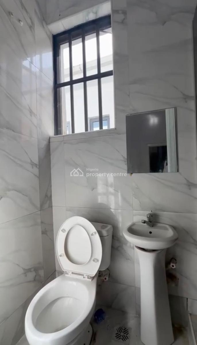 Self Contain, Conservation Chevron, Lekki Expressway, Lekki, Lagos, Self Contain (single Rooms) for Rent