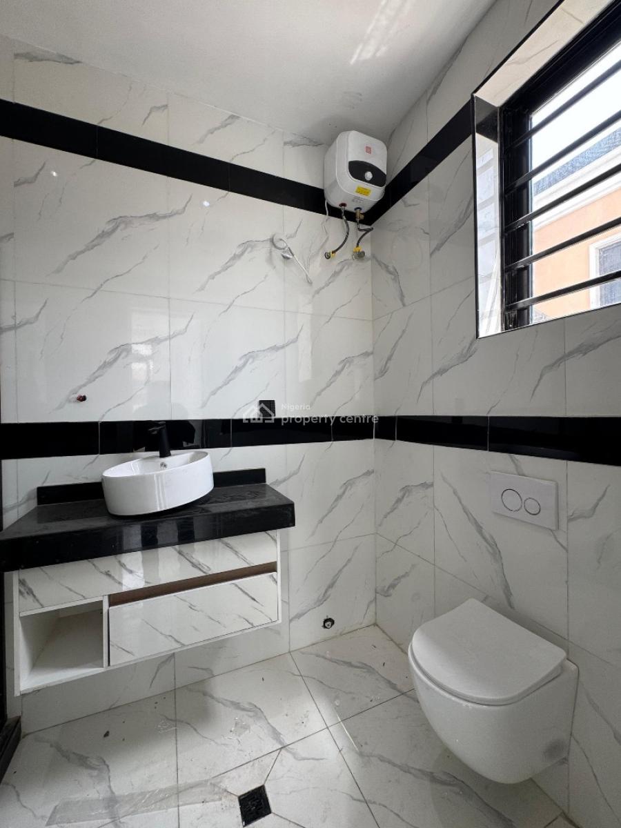 Contemporary 2 Bedroom Apartment Suitable for Investment +personal Use, Lekki, Lekki Phase 1, Lekki, Lagos, Flat / Apartment for Sale