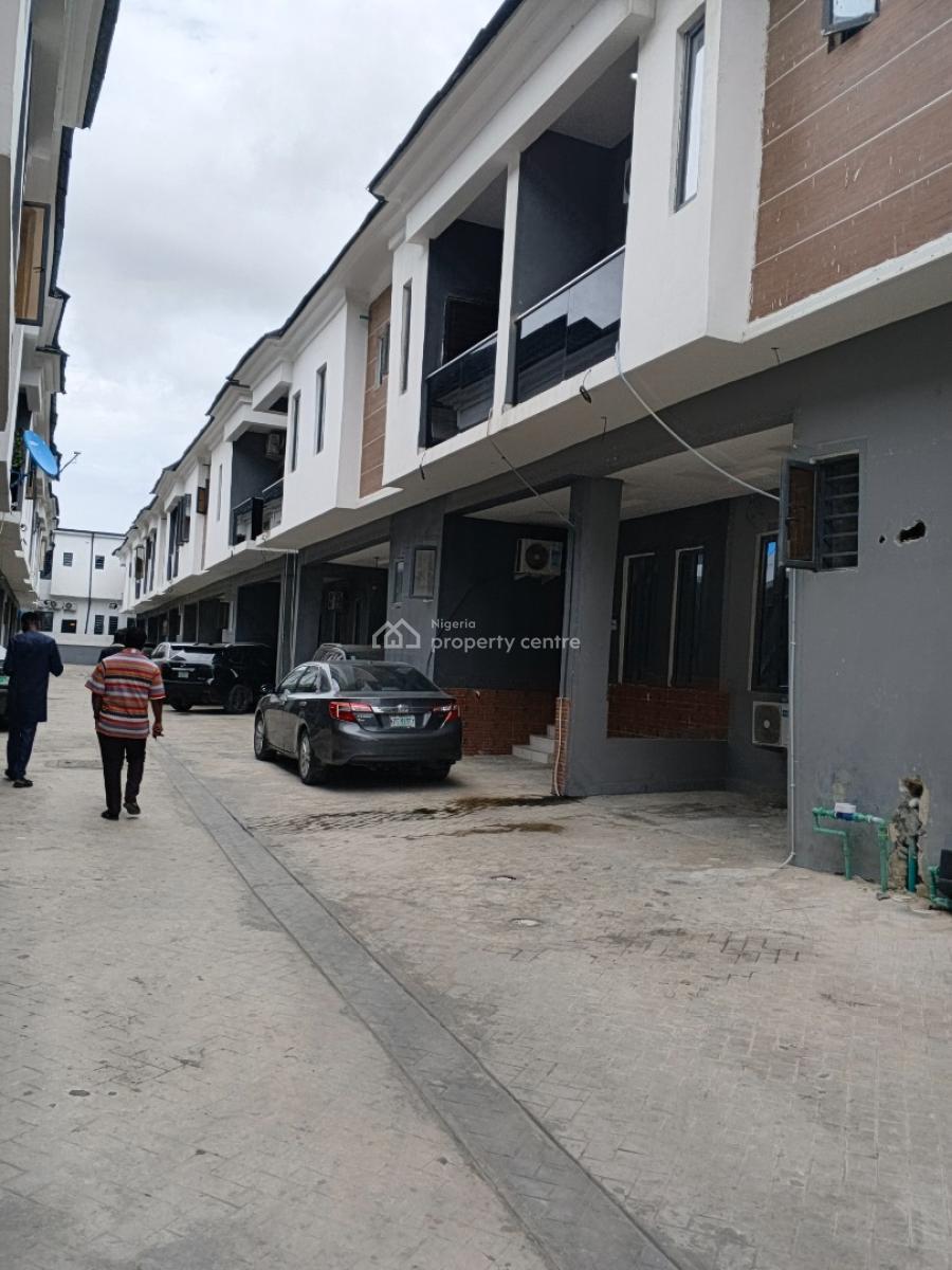 Brand New 3bedroom Terrace Duplex with Premium Finishing, Lekki Phase 2, Lekki, Lagos, Terraced Duplex for Rent