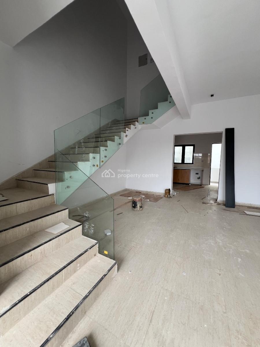 Luxury 3bedroom Maisonettes with Bq, Lekki Phase 1, Lekki Phase 1, Lekki, Lagos, Flat / Apartment for Sale