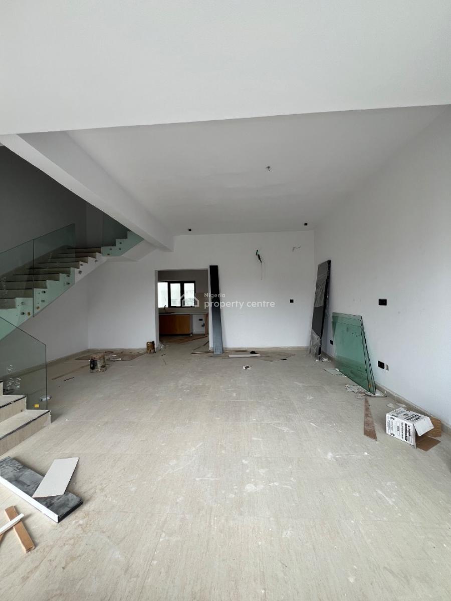 Luxury 3bedroom Maisonettes with Bq, Lekki Phase 1, Lekki Phase 1, Lekki, Lagos, Flat / Apartment for Sale