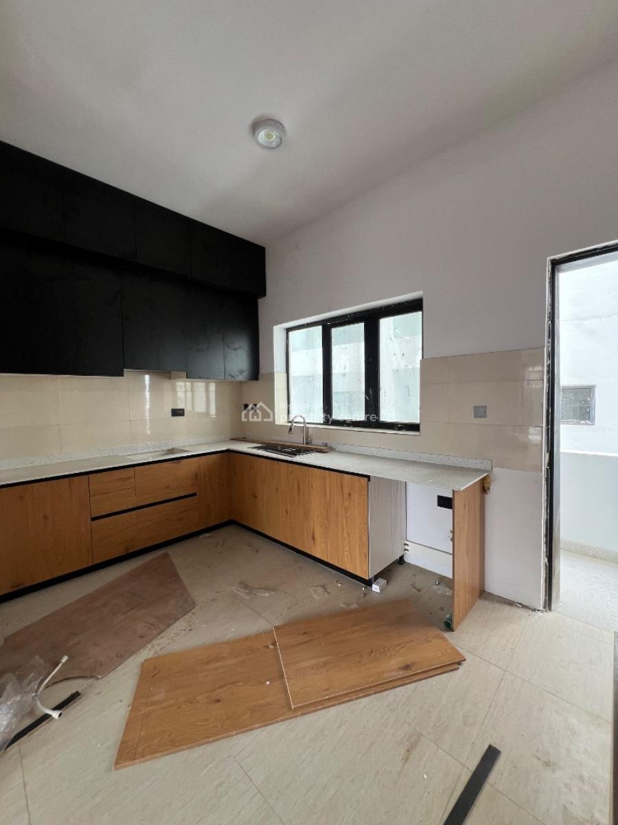 Luxury 3bedroom Maisonettes with Bq, Lekki Phase 1, Lekki Phase 1, Lekki, Lagos, Flat / Apartment for Sale