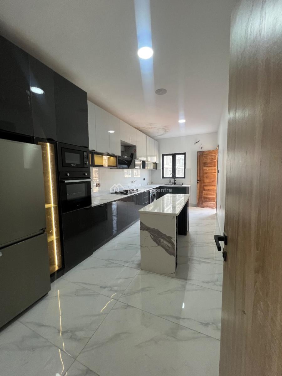 Automated 2 Bedroom Apartment with Bq , Pool & Gym., Lekki Phase 1, Lekki Phase 1, Lekki, Lagos, Flat / Apartment for Sale