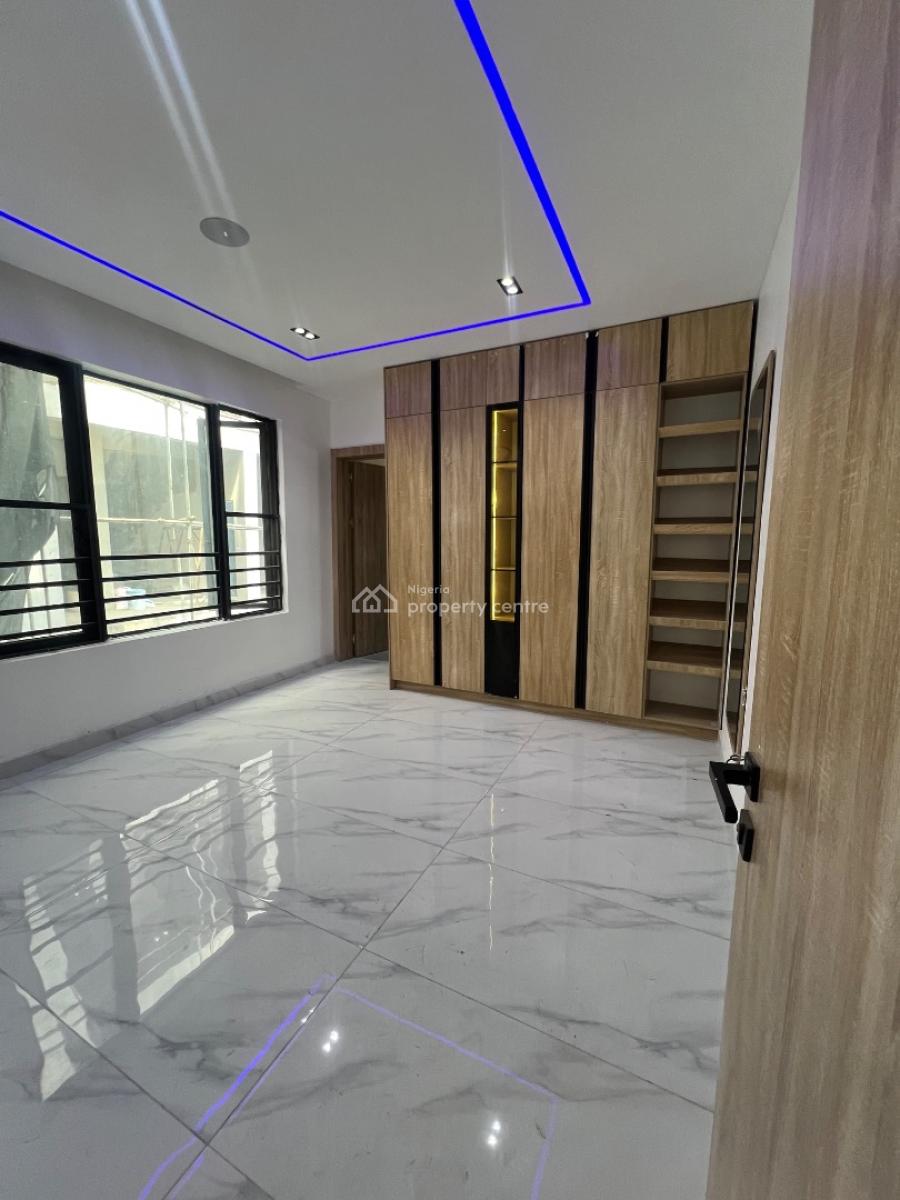 Automated 2 Bedroom Apartment with Bq , Pool & Gym., Lekki Phase 1, Lekki Phase 1, Lekki, Lagos, Flat / Apartment for Sale