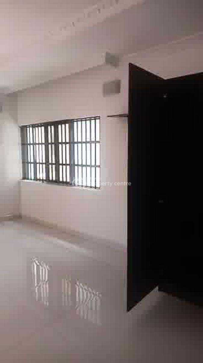 Upstairs Self Contain Off Ligali Ayorinde Victoria Island, Off Legali Ayorinde, Victoria Island (vi), Lagos, Self Contain (single Rooms) for Rent