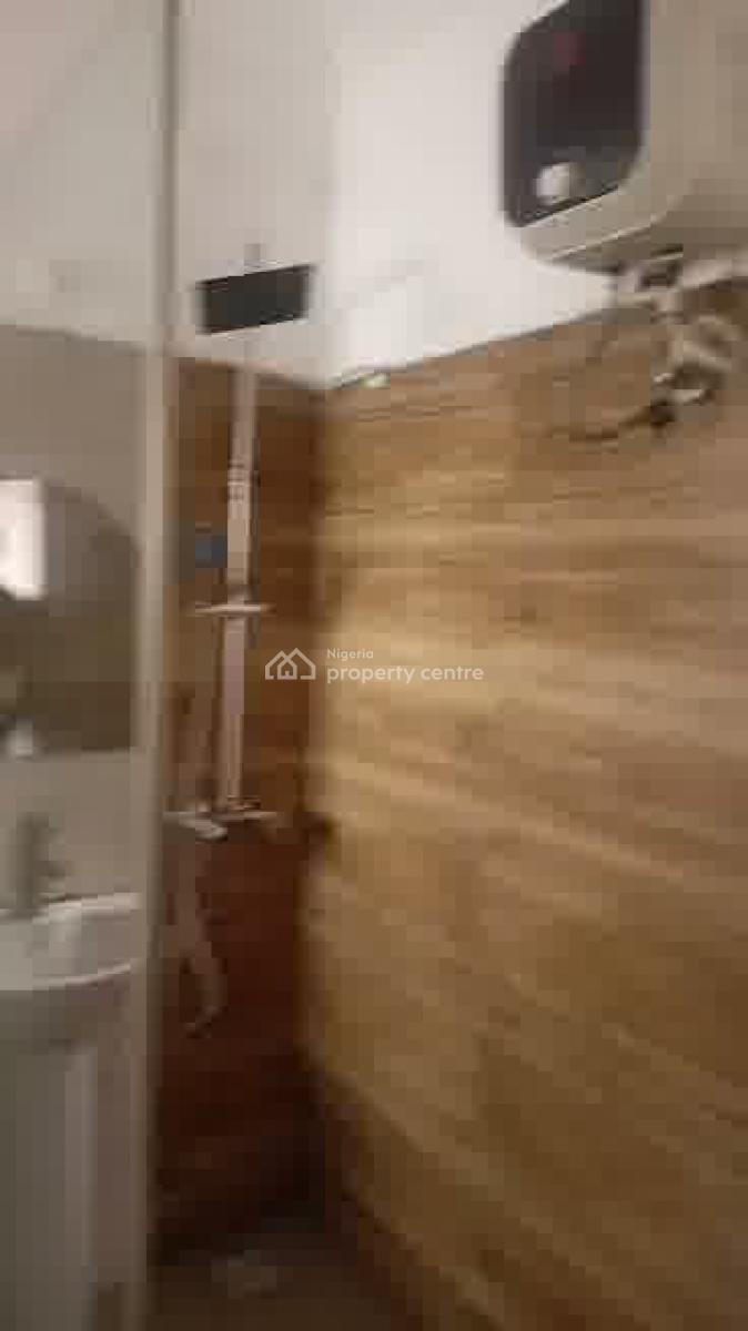 Upstairs Self Contain Off Ligali Ayorinde Victoria Island, Off Legali Ayorinde, Victoria Island (vi), Lagos, Self Contain (single Rooms) for Rent