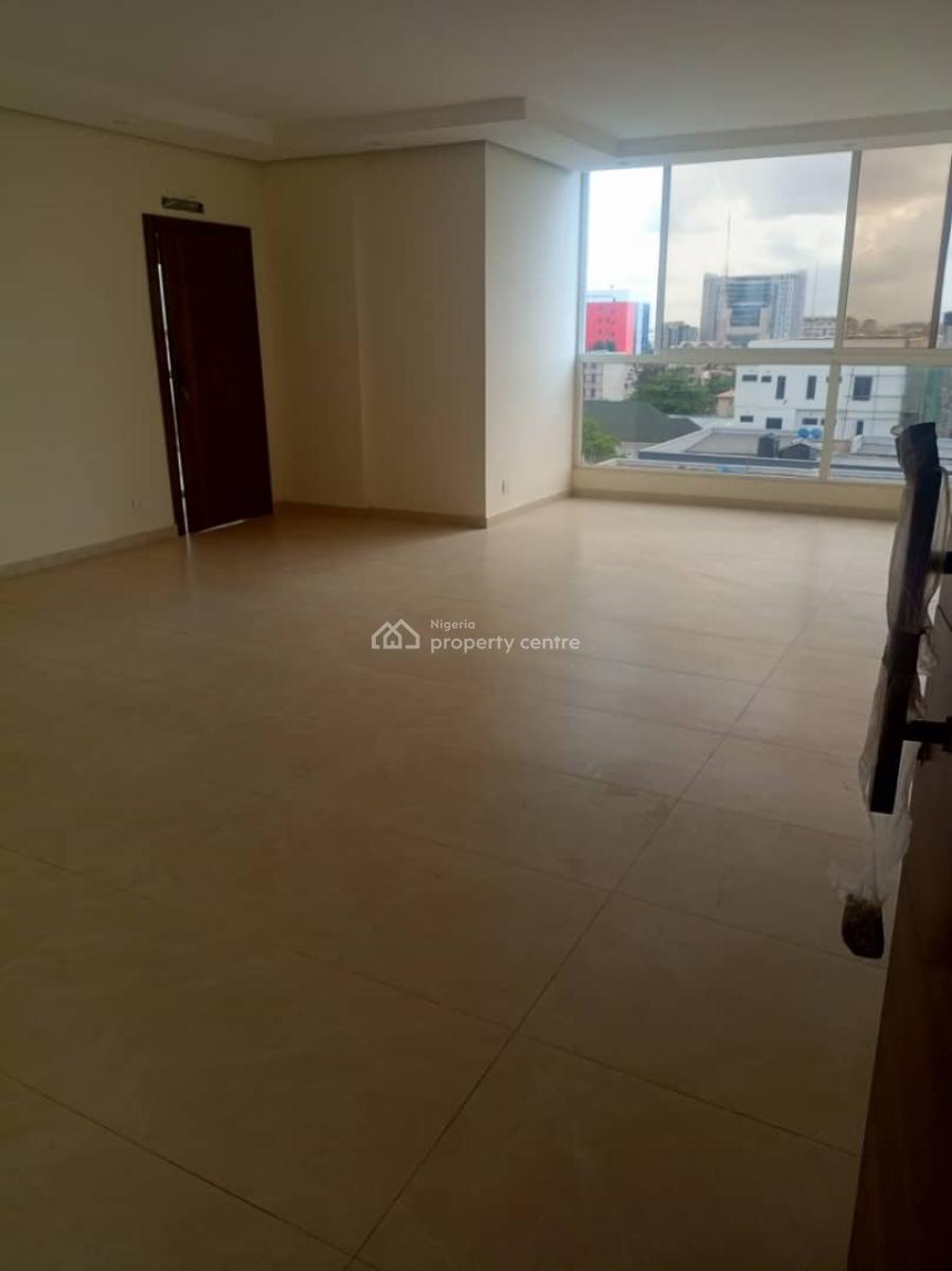 Luxury and Serviced 3 Bedrooms Penthouse in a Serene Area of Victoria, Victoria Island Lagos, Victoria Island (vi), Lagos, Flat / Apartment for Sale