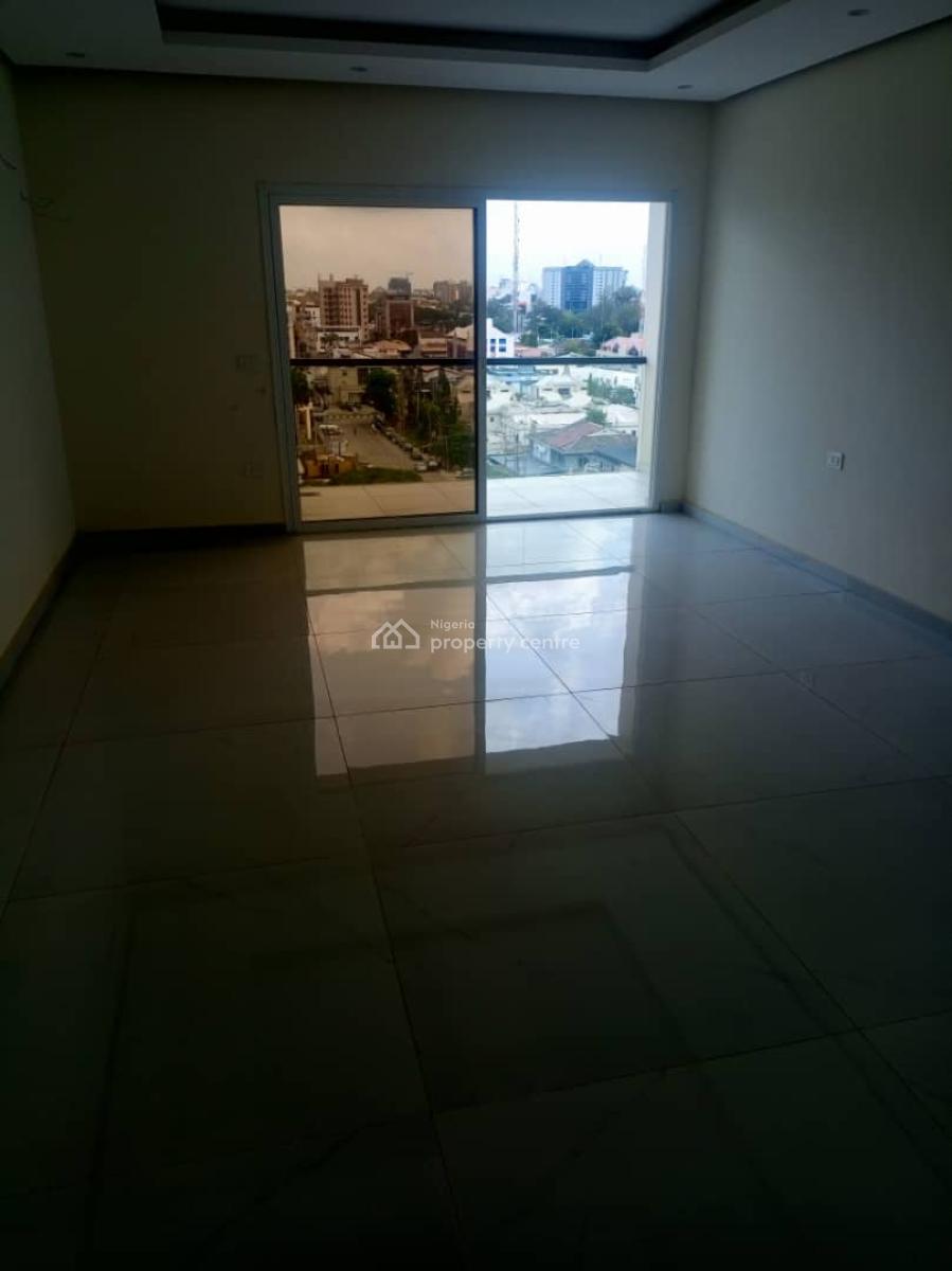 Luxury and Serviced 3 Bedrooms Penthouse in a Serene Area of Victoria, Victoria Island Lagos, Victoria Island (vi), Lagos, Flat / Apartment for Sale