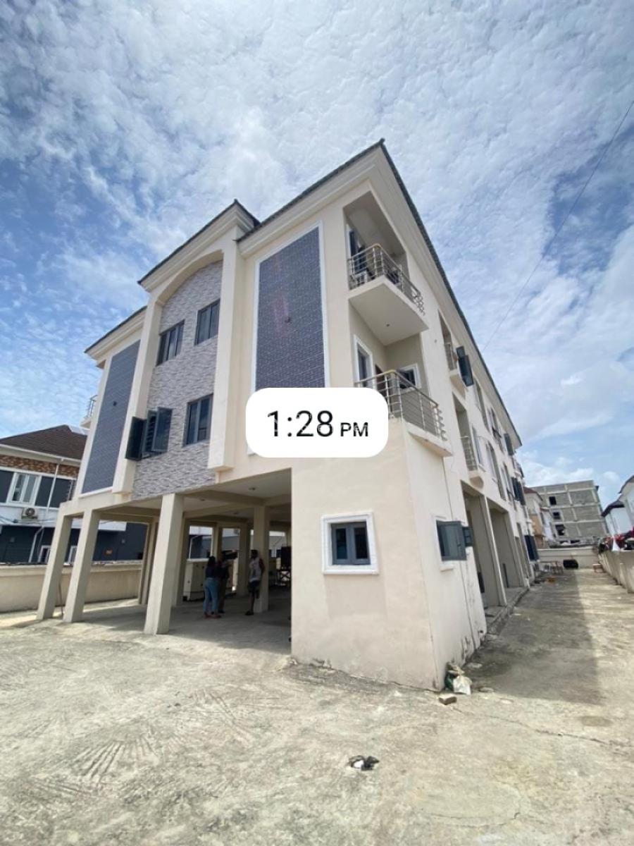 Fully Serviced 2 Bedroom Flat Up Floor, Lekki County, Lekki, Lagos, Flat / Apartment for Rent