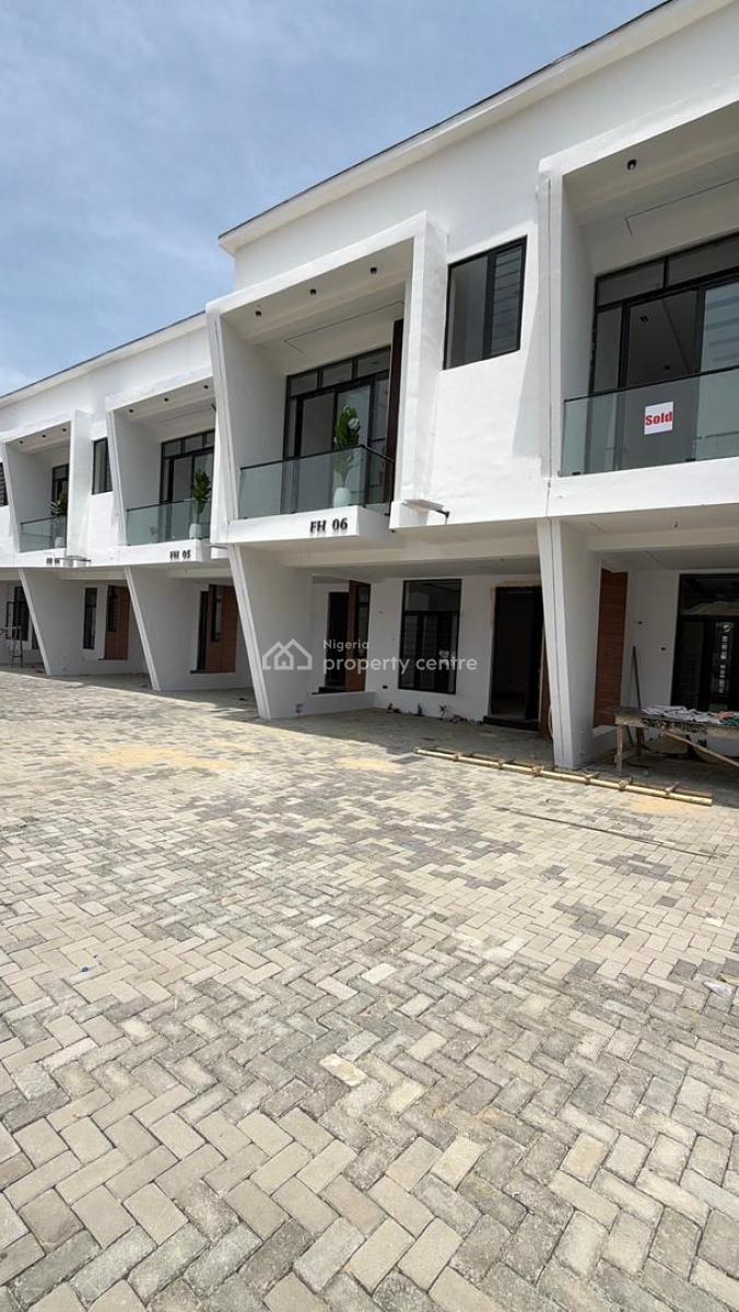 3 and 4 Bedrooms Terrace Duplex, Ikota, Lekki, Lagos, Terraced Duplex for Sale