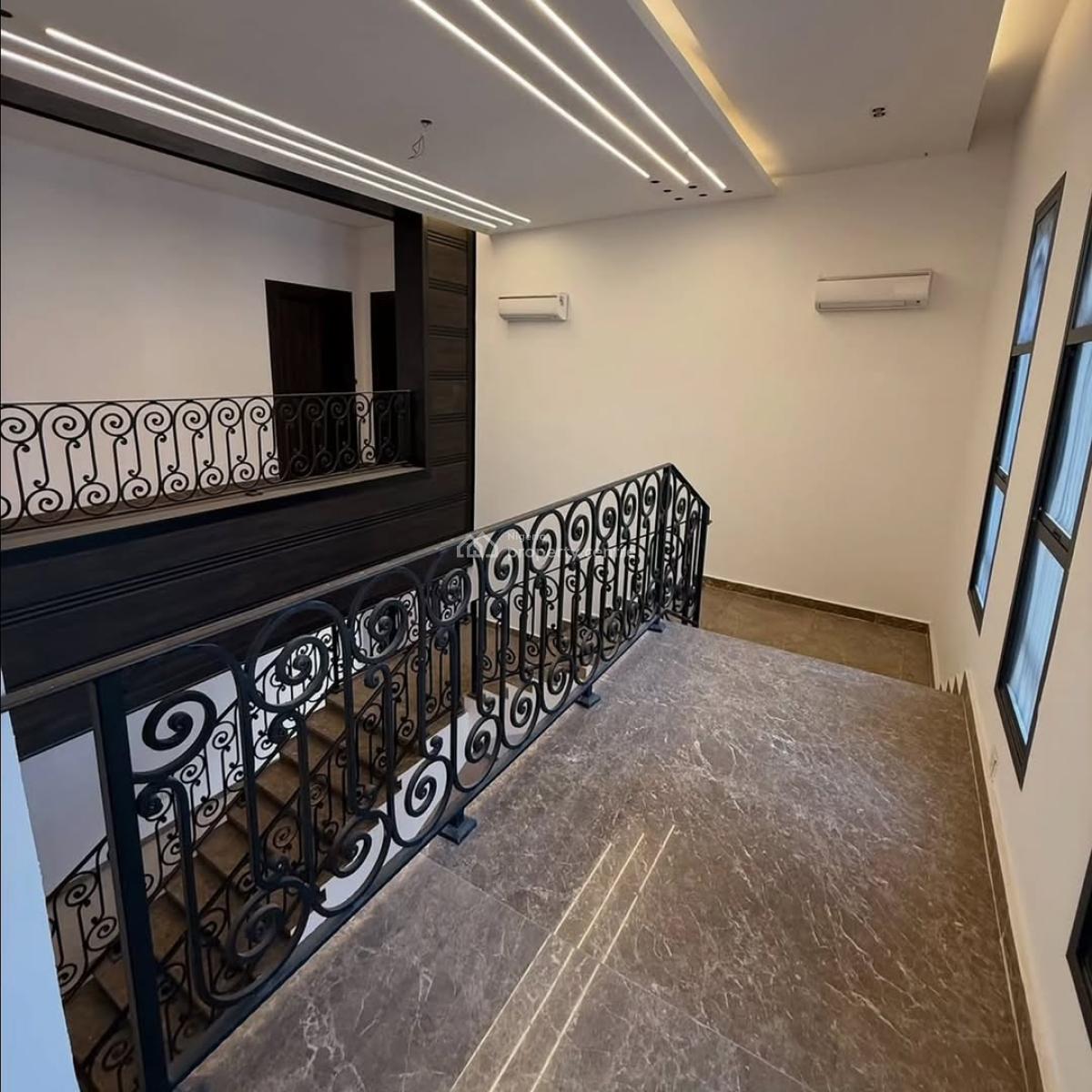 7 Bedroom Mansion with Bq & S/pool, Maitama Abuja, Maitama District, Abuja, Detached Duplex for Sale