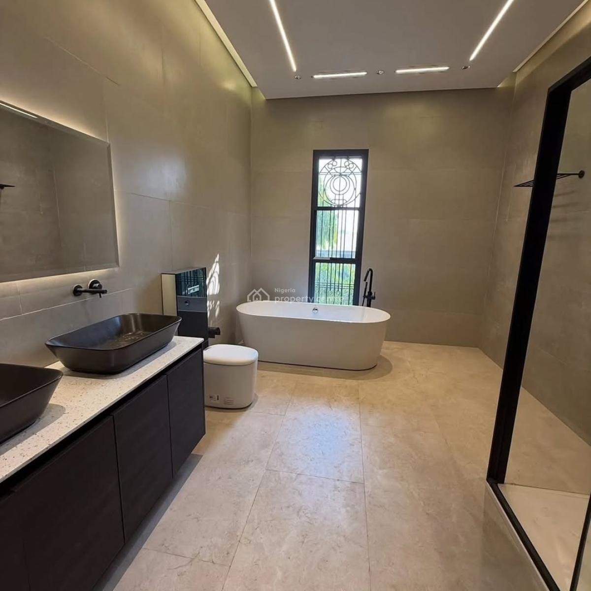 7 Bedroom Mansion with Bq & S/pool, Maitama Abuja, Maitama District, Abuja, Detached Duplex for Sale