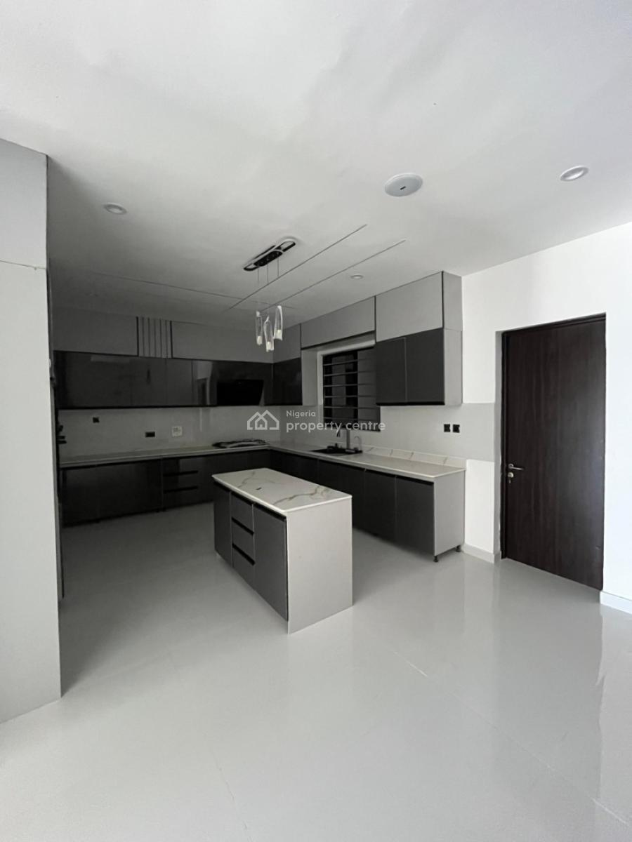 4 Bedrooms Terrace Duplex, Lekky County, Lekki, Lagos, Terraced Duplex for Sale