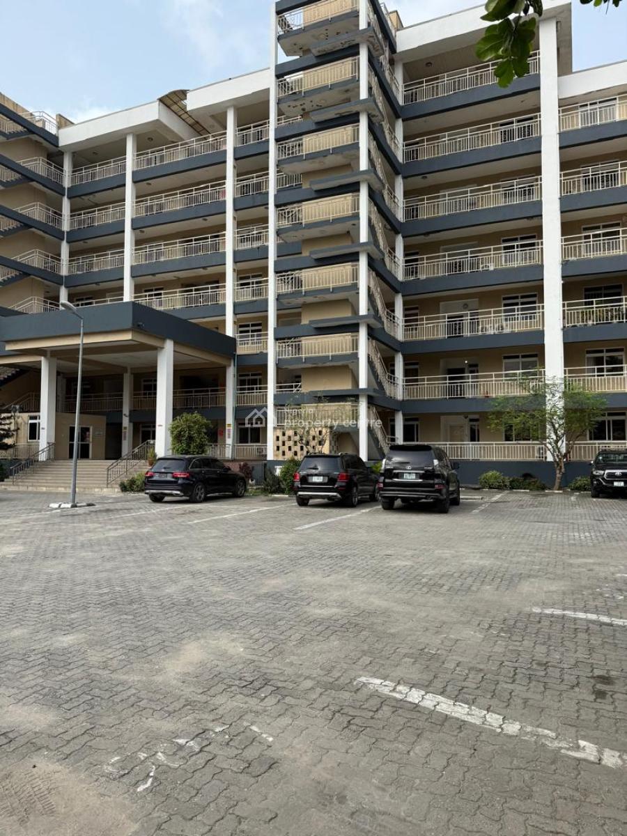 Fully Serviced 3-bedroom Flat Off Admiralty, Off Admiralty, Lekki Phase 1, Lekki, Lagos, Flat / Apartment for Rent