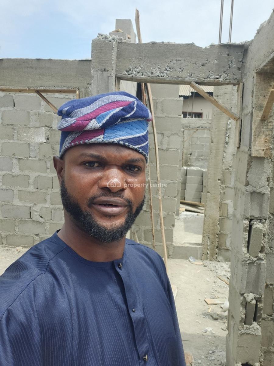 Lease 21years One-bedroom Apartment Mini Flat  ₦20,000,000, Anuoluwapo Street Akoka Yaba., Akoka, Yaba, Lagos, Mini Flat (room and Parlour) for Sale