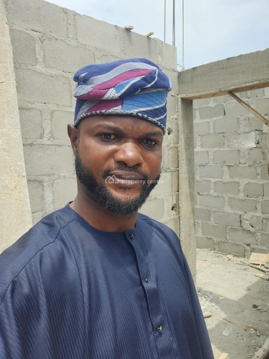 Studio Apartment 21 Years Lease Ownership, Anuoluwapo Street, Akoka Lagos, Akoka, Yaba, Lagos, Self Contain (single Rooms) for Sale