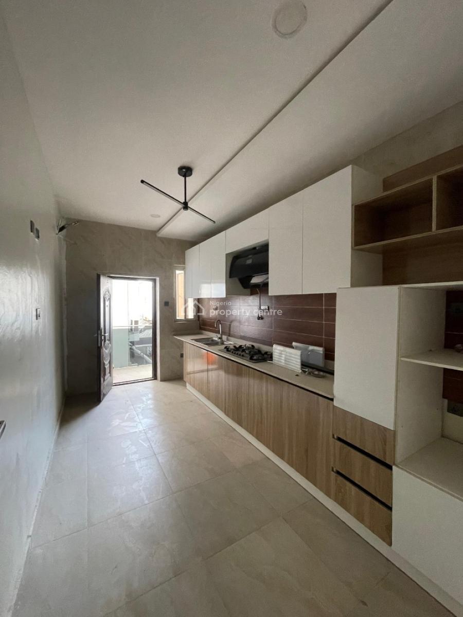 Spacious 2bedroom Apartment Available 6m, Vgc, Lekki, Lagos, Flat / Apartment for Rent