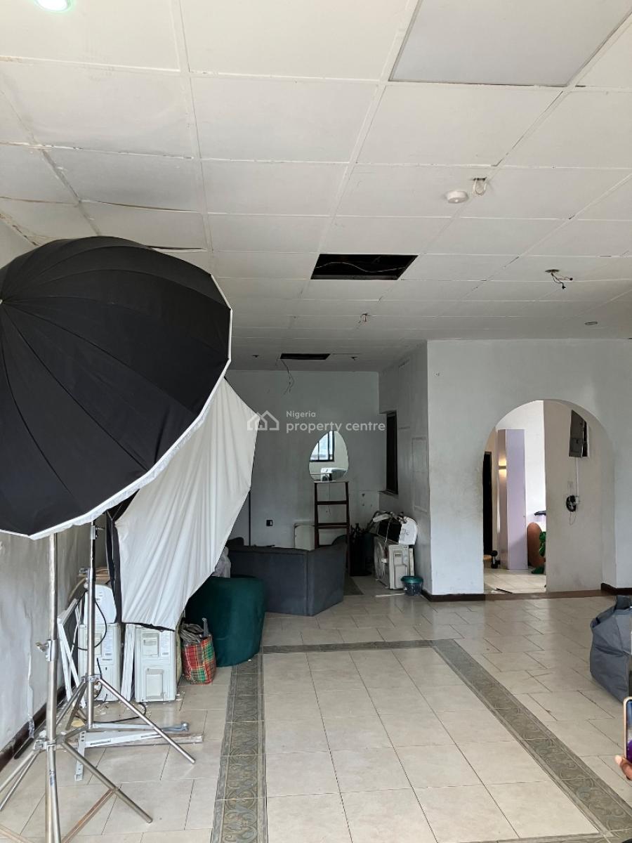 a Very Spacious 3 Bedroom Flat All Room Ensuite Upstairs, in Well Secured Estate Off Allen Ikeja, Allen, Ikeja, Lagos, Flat / Apartment for Rent