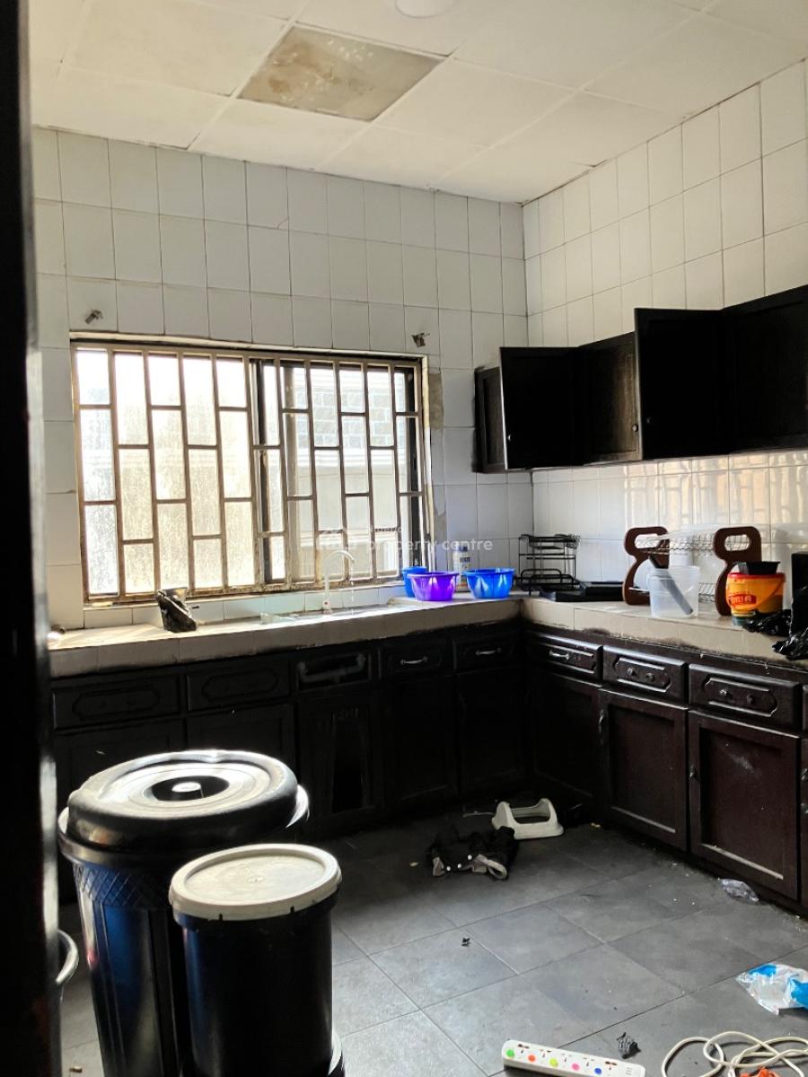 a Very Spacious 3 Bedroom Flat All Room Ensuite Upstairs, in Well Secured Estate Off Allen Ikeja, Allen, Ikeja, Lagos, Flat / Apartment for Rent