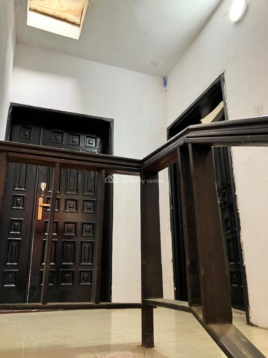 a Very Spacious 3 Bedroom Flat All Room Ensuite Upstairs, in Well Secured Estate Off Allen Ikeja, Allen, Ikeja, Lagos, Flat / Apartment for Rent