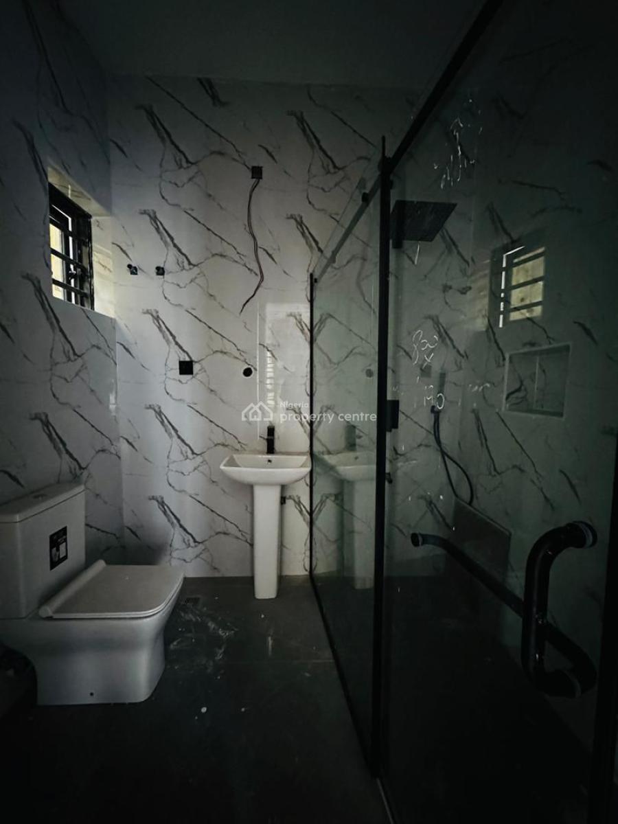 Spacious 3bedroom Semi Detached Plus Bq, Gra Phase 1, Magodo, Lagos, Semi-detached Duplex for Sale