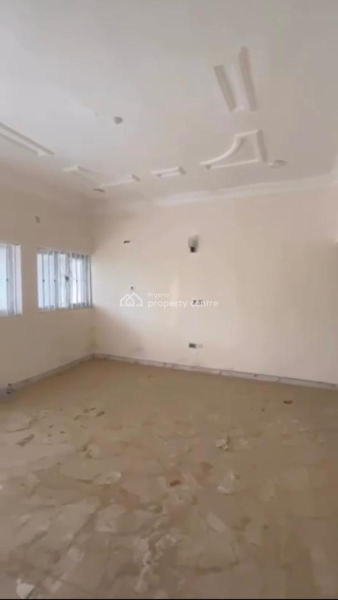 Luxury 3bedroom En-suite Flat + Tarred Road, in an Estate, Galadimawa, Abuja, Block of Flats for Sale