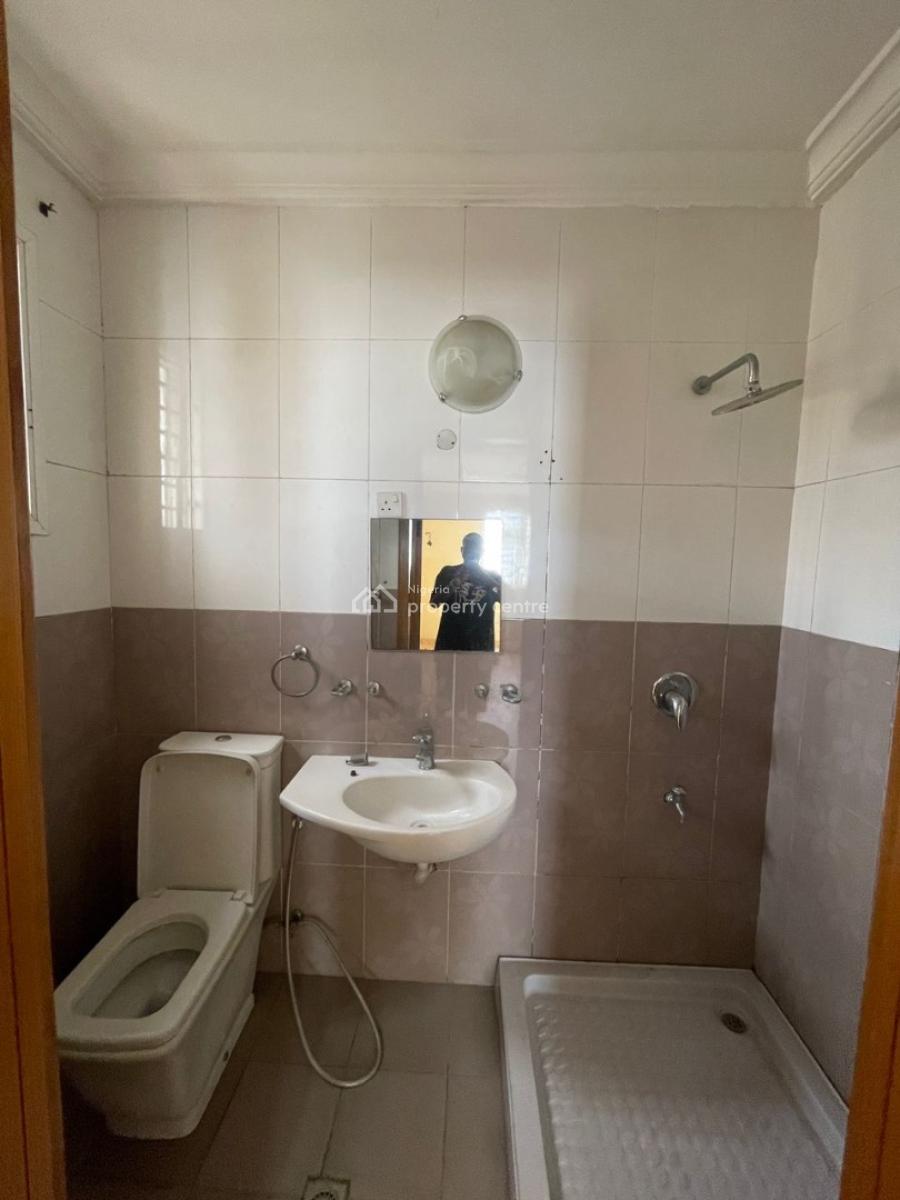 3bedroom Apartment, Lekki Phase 1, Lekki, Lagos, Flat / Apartment for Rent