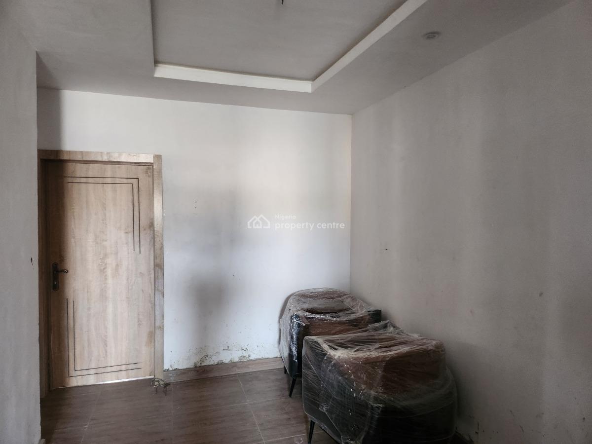 2 Bedroom Flat Apartment for 15 Years Long Lease, Mabinuori Gbagada Lagos, Gbagada, Lagos, Flat / Apartment for Sale