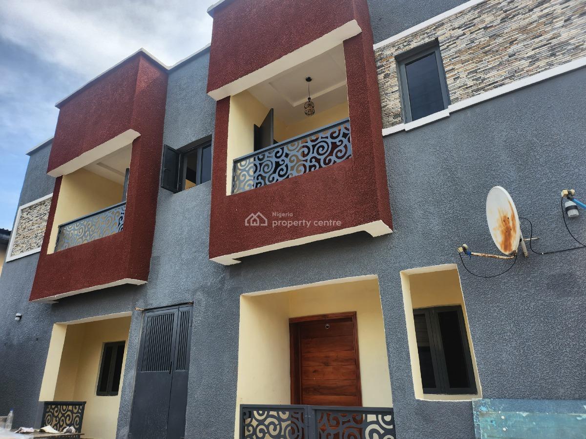 2 Bedroom Flat Apartment for 15 Years Long Lease, Mabinuori Gbagada Lagos, Gbagada, Lagos, Flat / Apartment for Sale