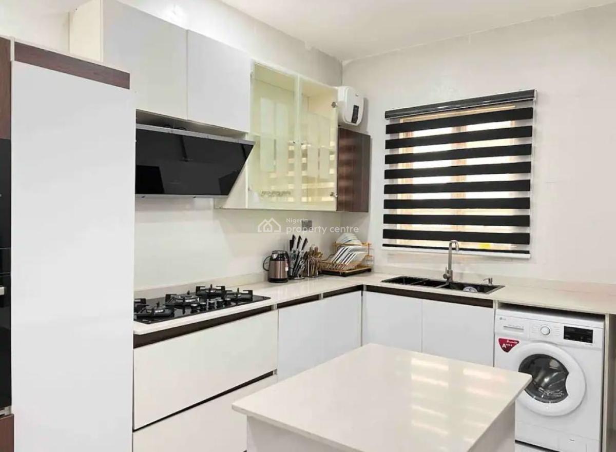 Beautiful 2 Bed Maisonette with Ps5, Snooker Board & Swimming Pool Av, Lekki Phase 1, Lekki, Lagos, Flat / Apartment Short Let