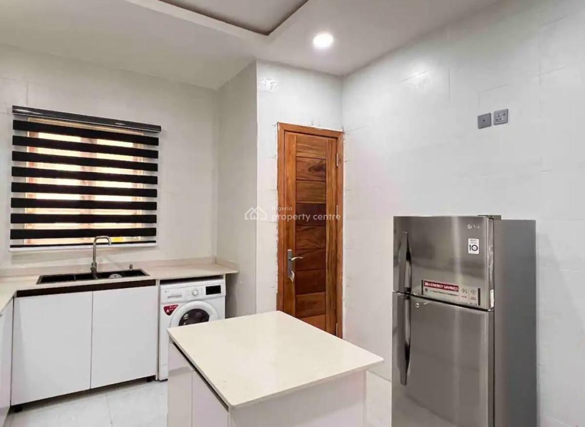Beautiful 2 Bed Maisonette with Ps5, Snooker Board & Swimming Pool Av, Lekki Phase 1, Lekki, Lagos, Flat / Apartment Short Let