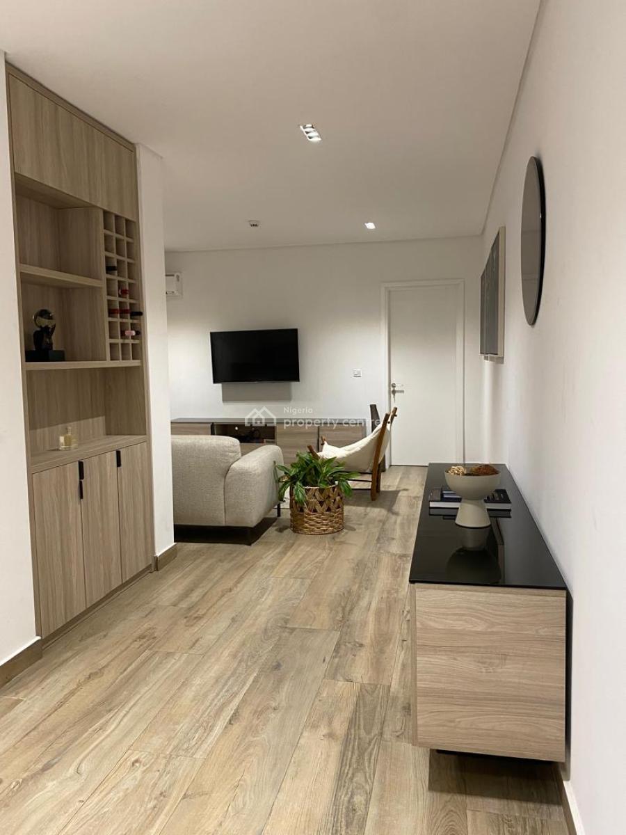 Beautiful 2bedroom Apartment with Ps5, Wine Bar, Gym and Swimming Pool, Lekki Phase 1, Lekki, Lagos, Flat / Apartment Short Let