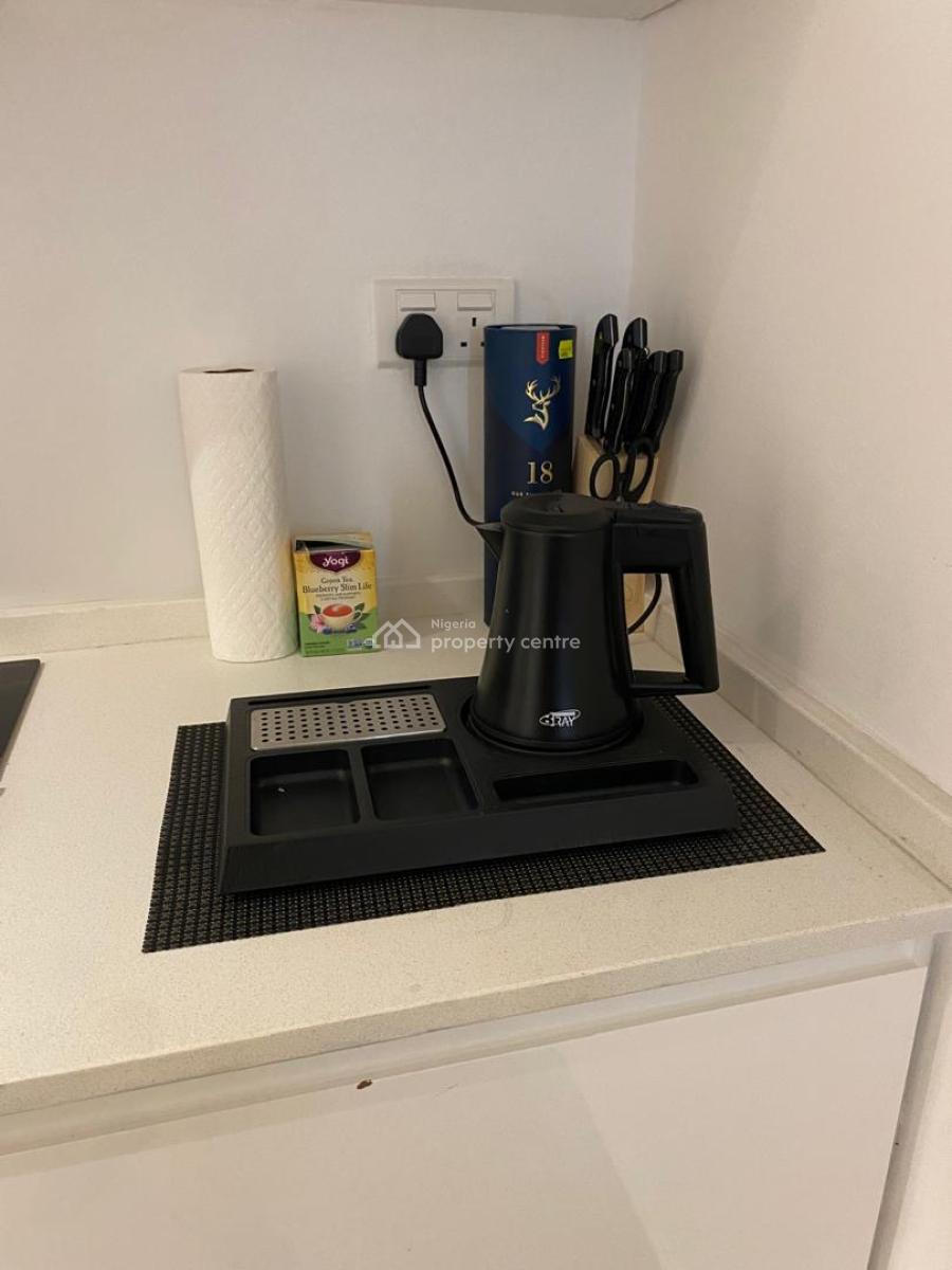 Beautiful 2bedroom Apartment with Ps5, Wine Bar, Gym and Swimming Pool, Lekki Phase 1, Lekki, Lagos, Flat / Apartment Short Let