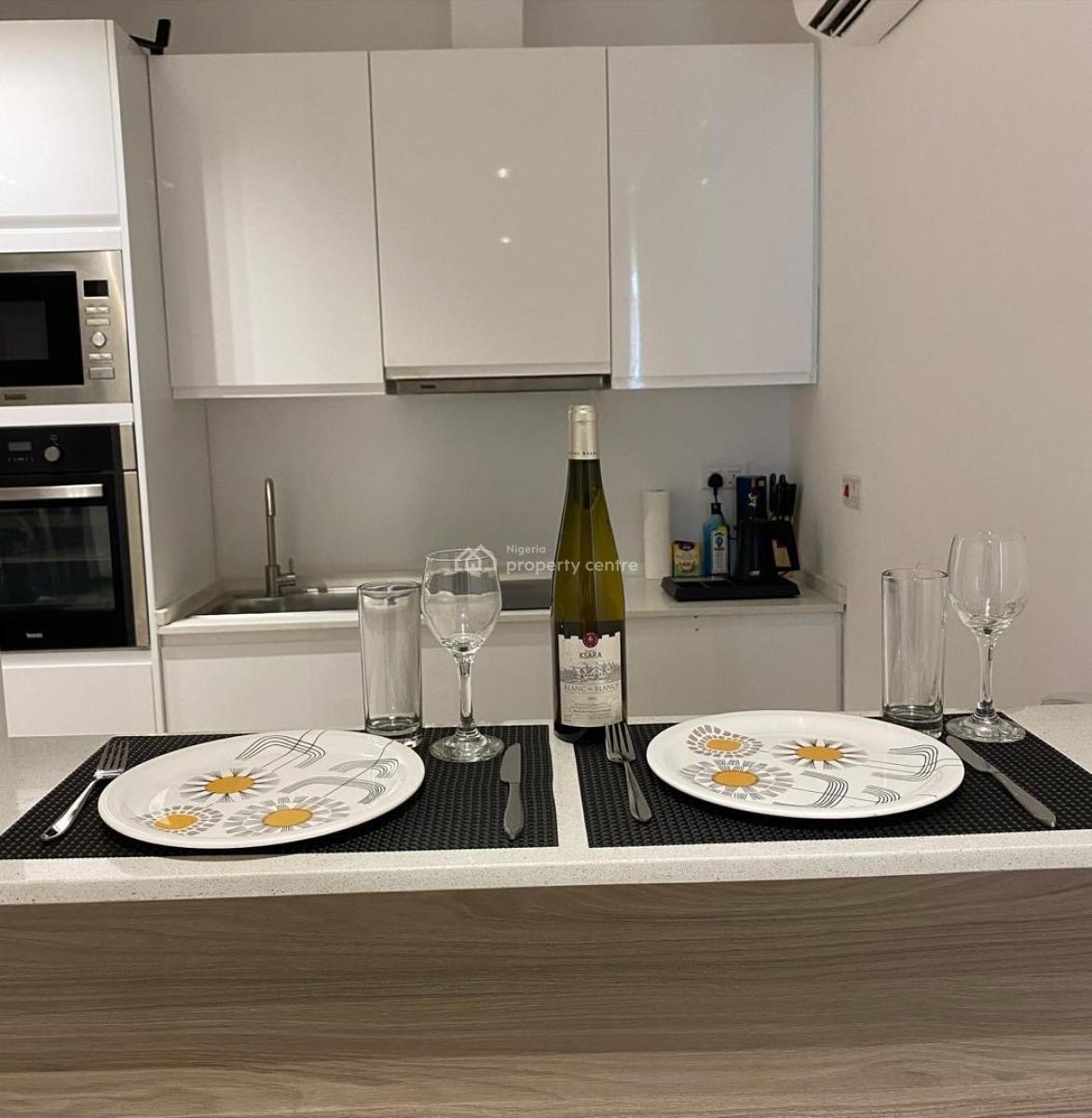 Beautiful 2bedroom Apartment with Ps5, Wine Bar, Gym and Swimming Pool, Lekki Phase 1, Lekki, Lagos, Flat / Apartment Short Let