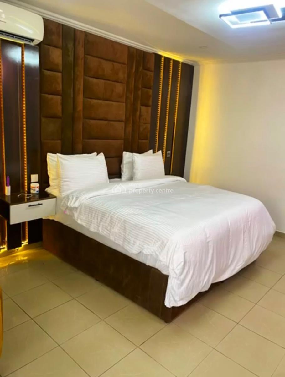 Furnished 4 Bedrooms Semi Detached Duplex + 2 Bq, Lekki Phase 1, Lekki, Lagos, Semi-detached Duplex for Rent