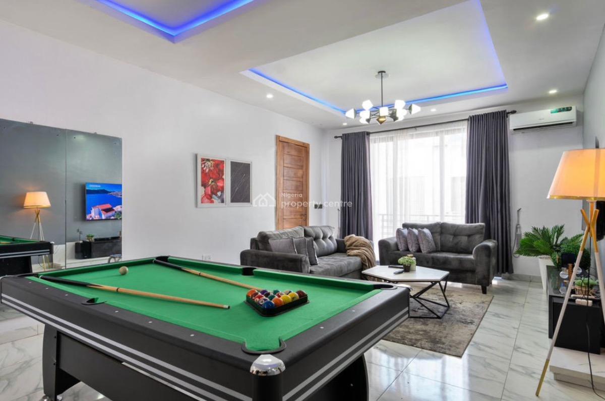 Luxury Two Bedroom in with Snooker Table, Chevron, Lekki, Lagos, Flat / Apartment Short Let