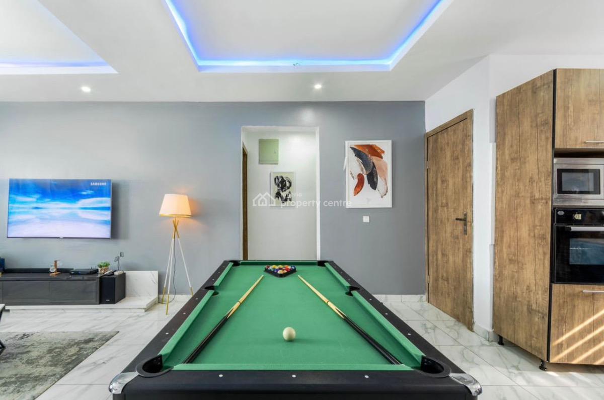 Luxury Two Bedroom in with Snooker Table, Chevron, Lekki, Lagos, Flat / Apartment Short Let