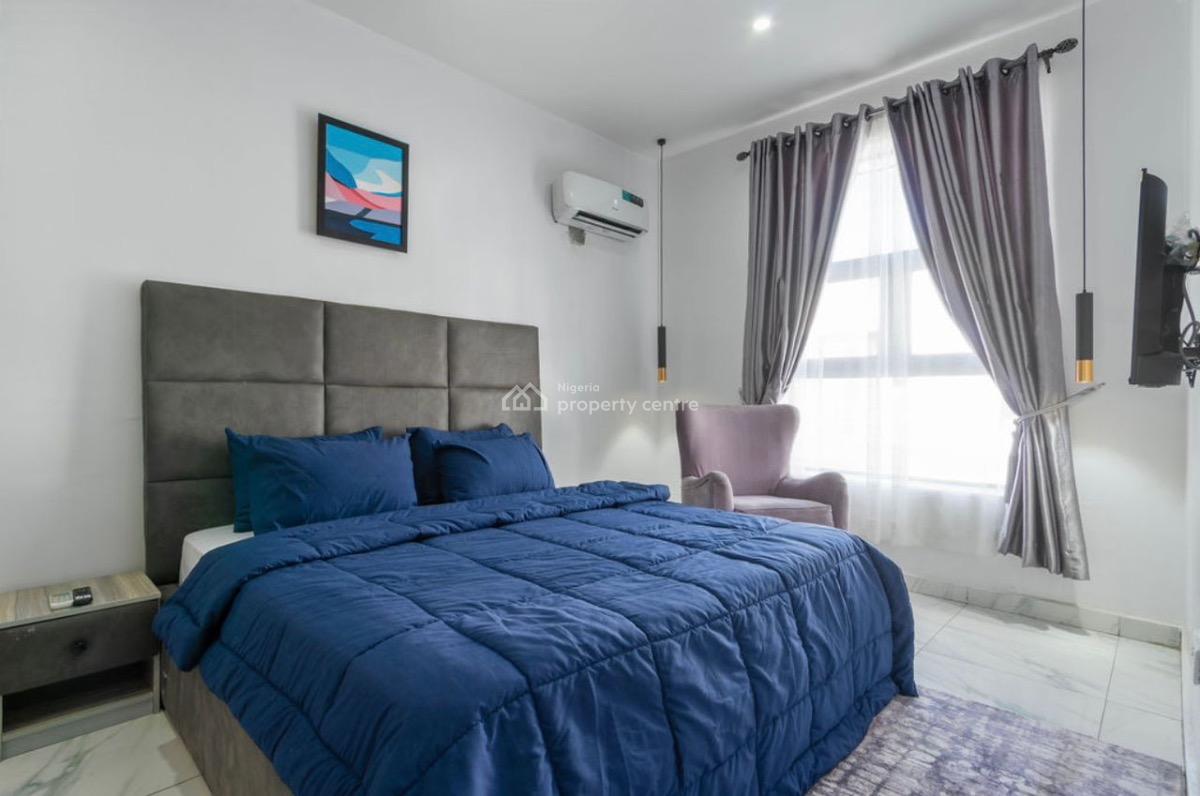 Luxury Two Bedroom in with Snooker Table, Chevron, Lekki, Lagos, Flat / Apartment Short Let