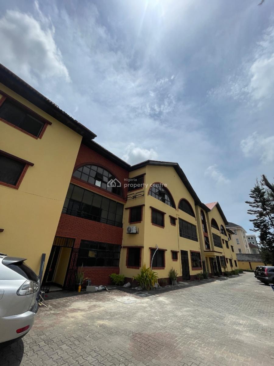 3bedroom Apartment, Lekki Phase 1, Lekki, Lagos, Flat / Apartment for Rent