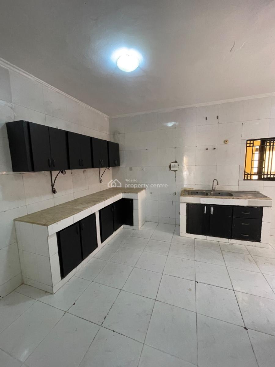 3bedroom Apartment, Lekki Phase 1, Lekki, Lagos, Flat / Apartment for Rent