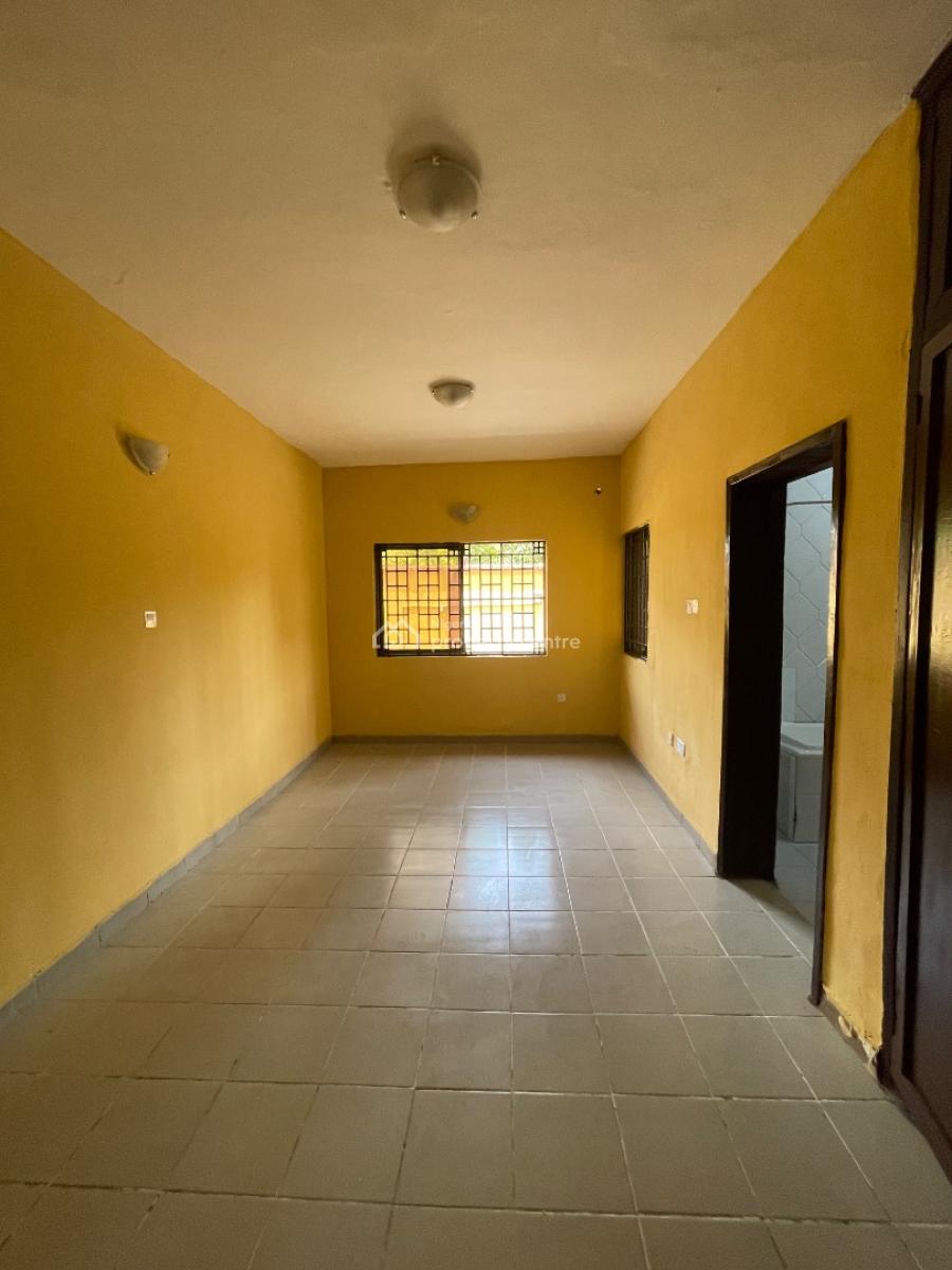 3bedroom Apartment, Lekki Phase 1, Lekki, Lagos, Flat / Apartment for Rent