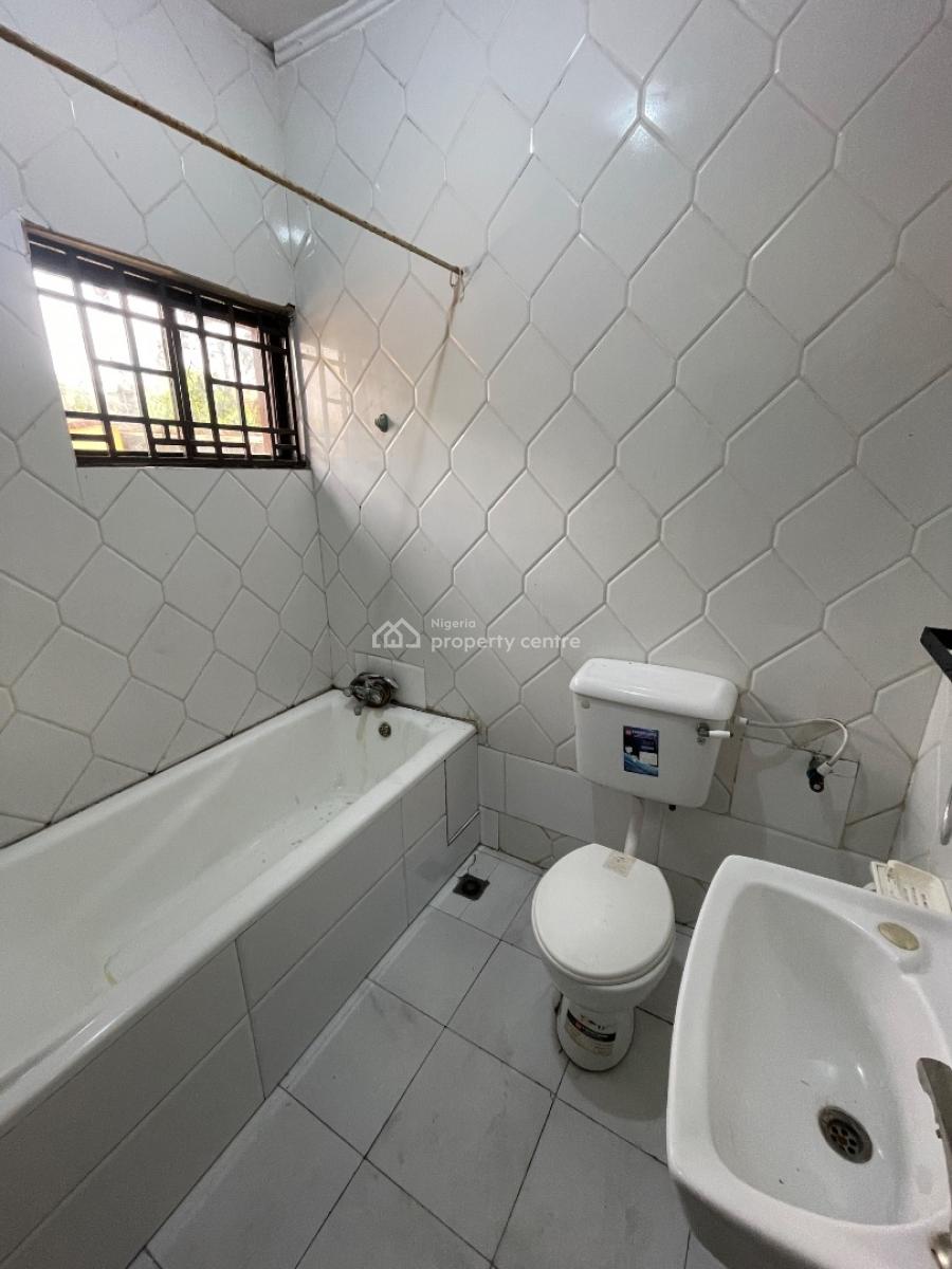 3bedroom Apartment, Lekki Phase 1, Lekki, Lagos, Flat / Apartment for Rent