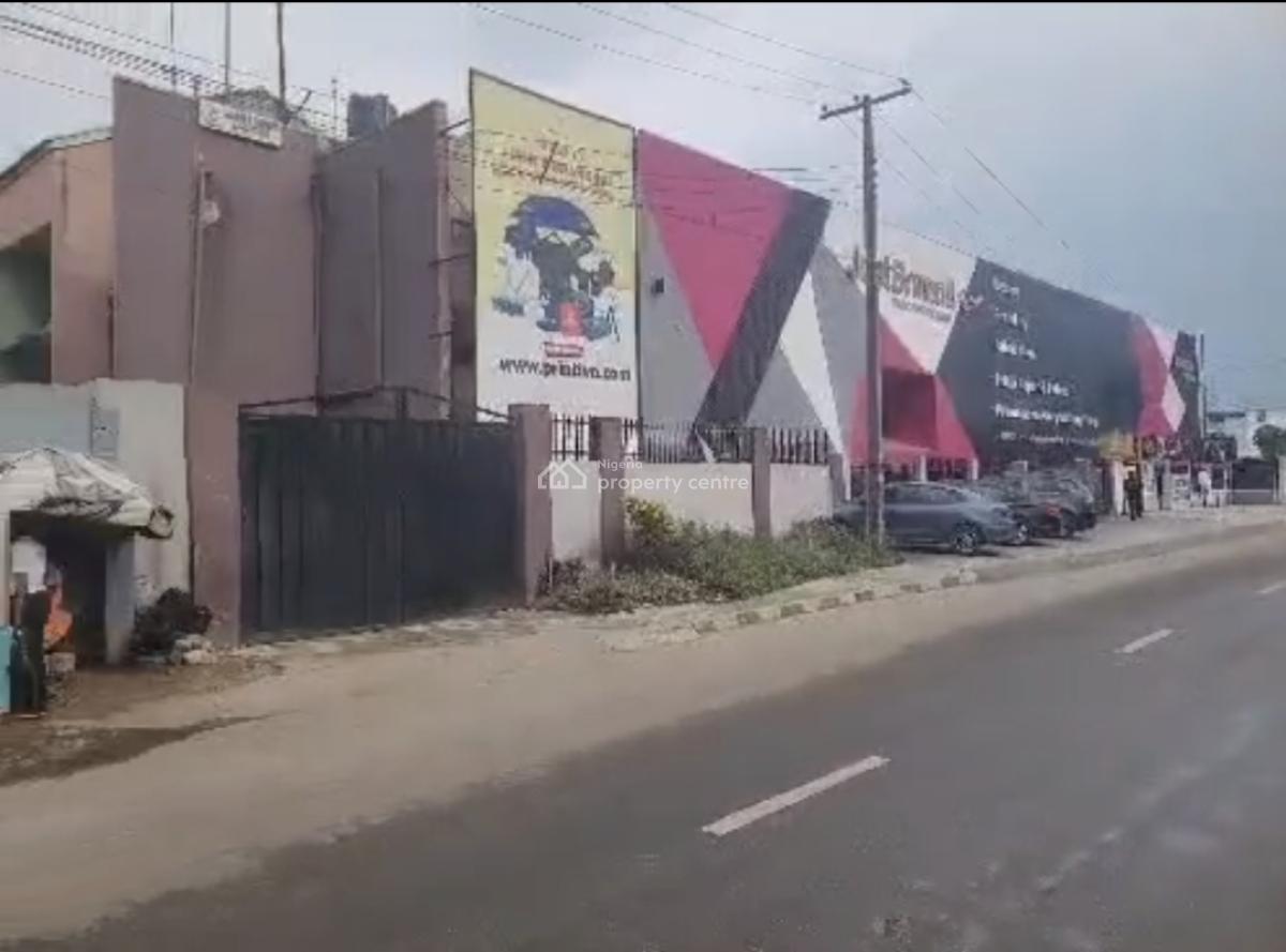 a Commercial Building Comprises of Many Office Spaces, Along Ikorodu Road By Palmgrove Lagos, Ikorodu, Lagos, Office Space for Sale