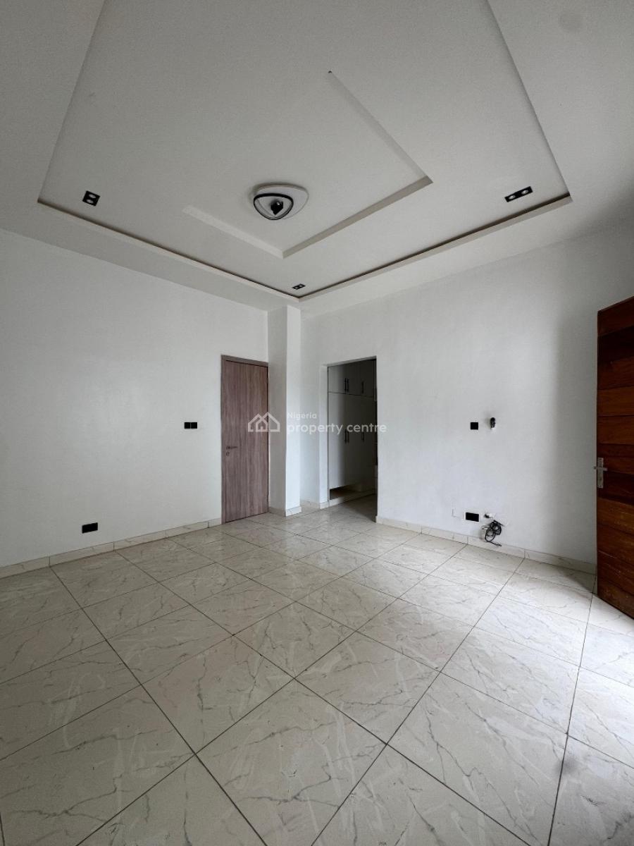 Classy 4 Beds with a Bq & Spacious Drive Way for  4 Cars, Orchid Road Lekki Lagos, Lekki, Lagos, Semi-detached Duplex for Sale