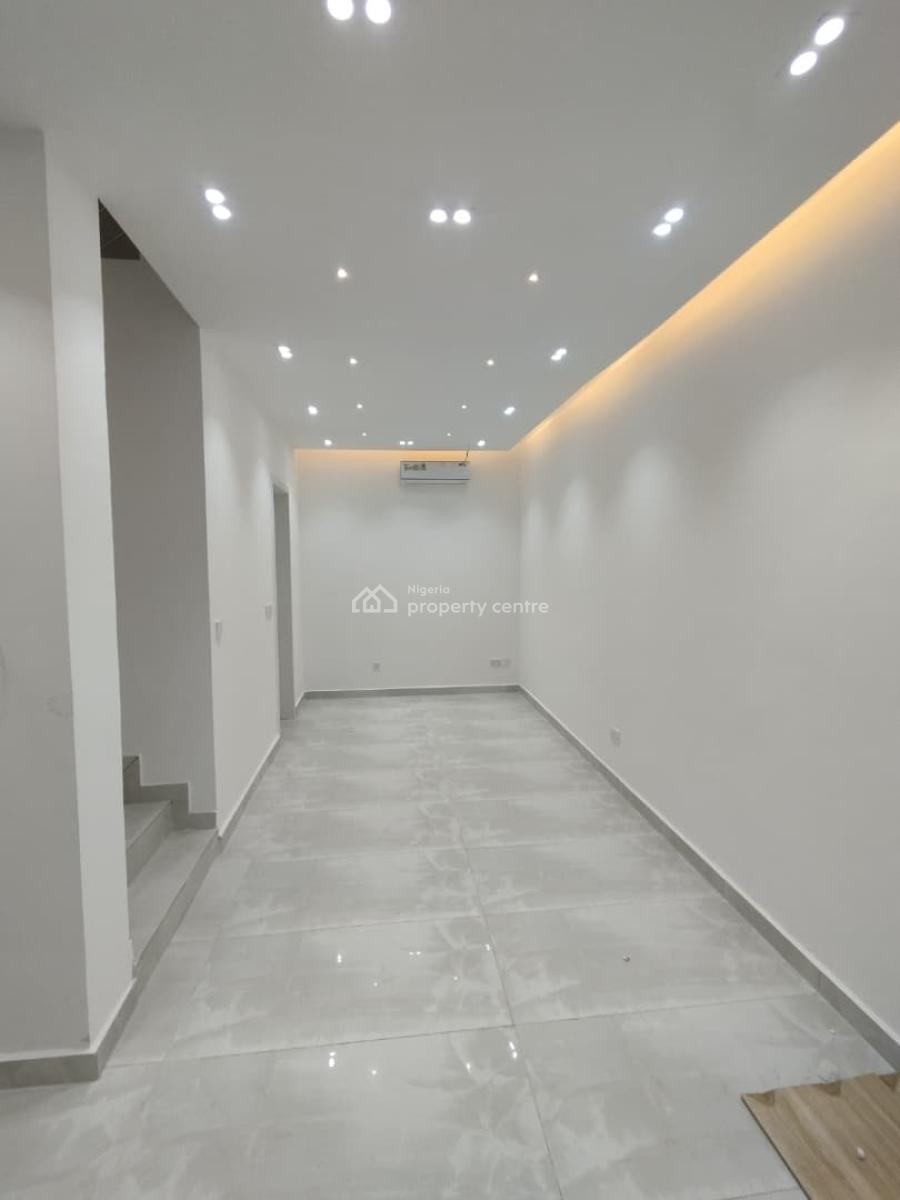 4bedroom Terrace, Lekki Phase 1, Lekki, Lagos, House for Rent