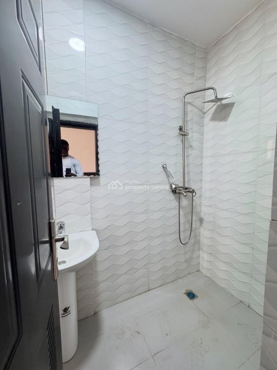 3 Bedroom Apartment with Bq, Guzape Abuja, Guzape District, Abuja, Flat / Apartment for Rent