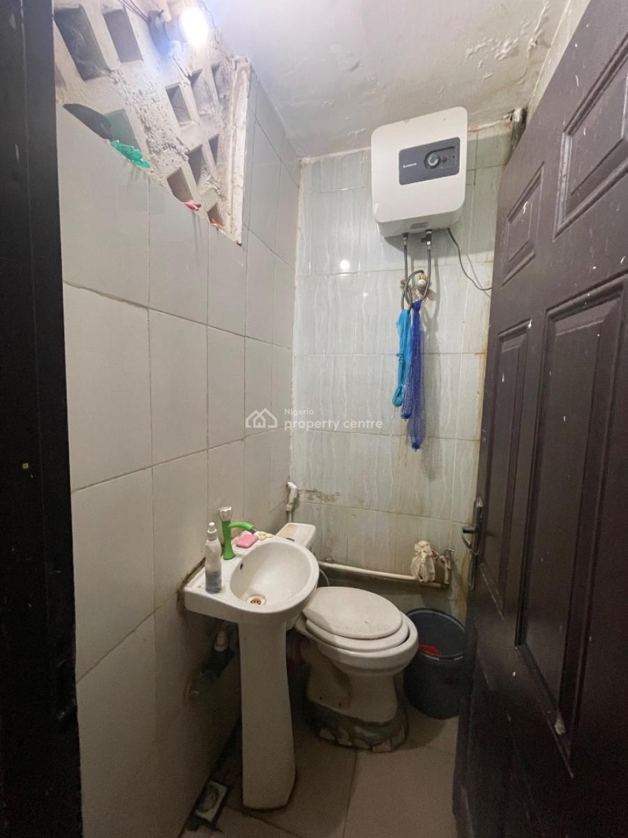 2 Bedroom Flat, Zone 3, Wuse, Abuja, Flat / Apartment for Sale