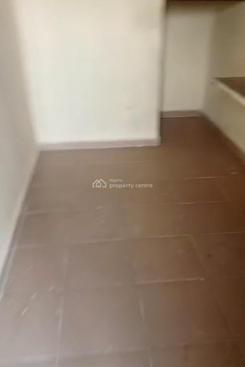 Renovated and Massive 3bedroom Flat in a Gated Neighbourhood, Ikosi Ketu, Ketu, Lagos, Flat / Apartment for Rent