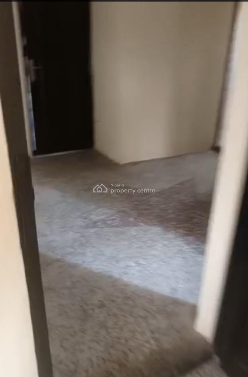 Renovated and Massive 3bedroom Flat in a Gated Neighbourhood, Ikosi Ketu, Ketu, Lagos, Flat / Apartment for Rent