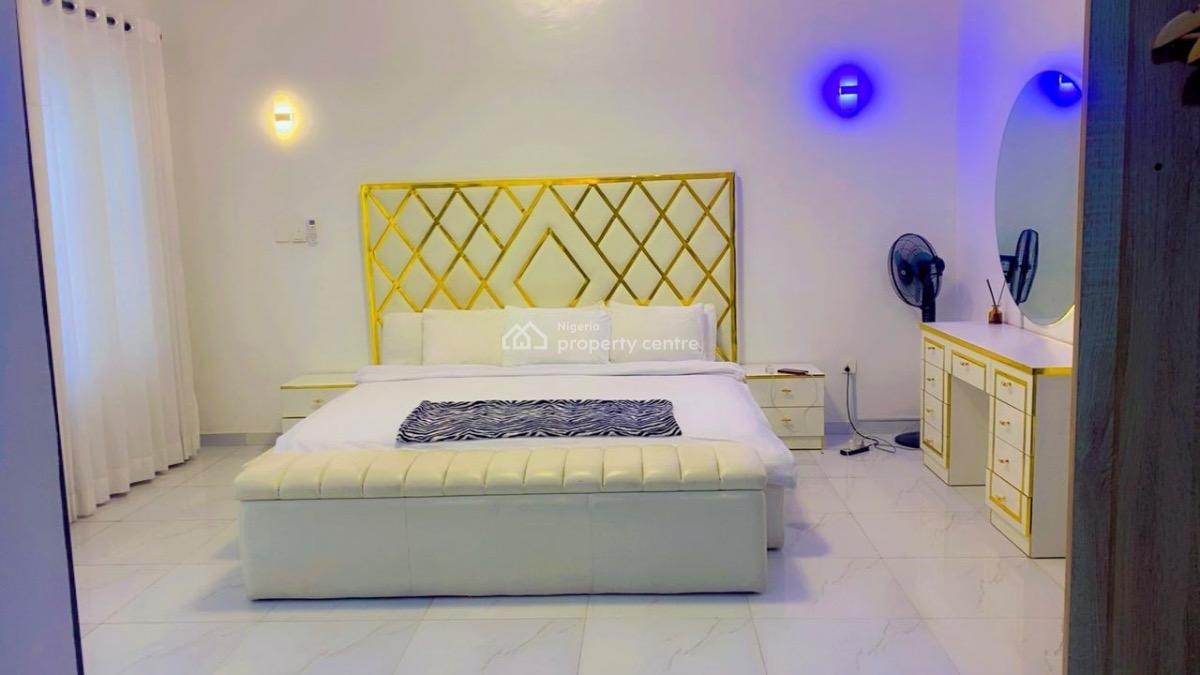 High Standard 4 Bedroom Apartment, Ajah, Lagos, Flat / Apartment Short Let